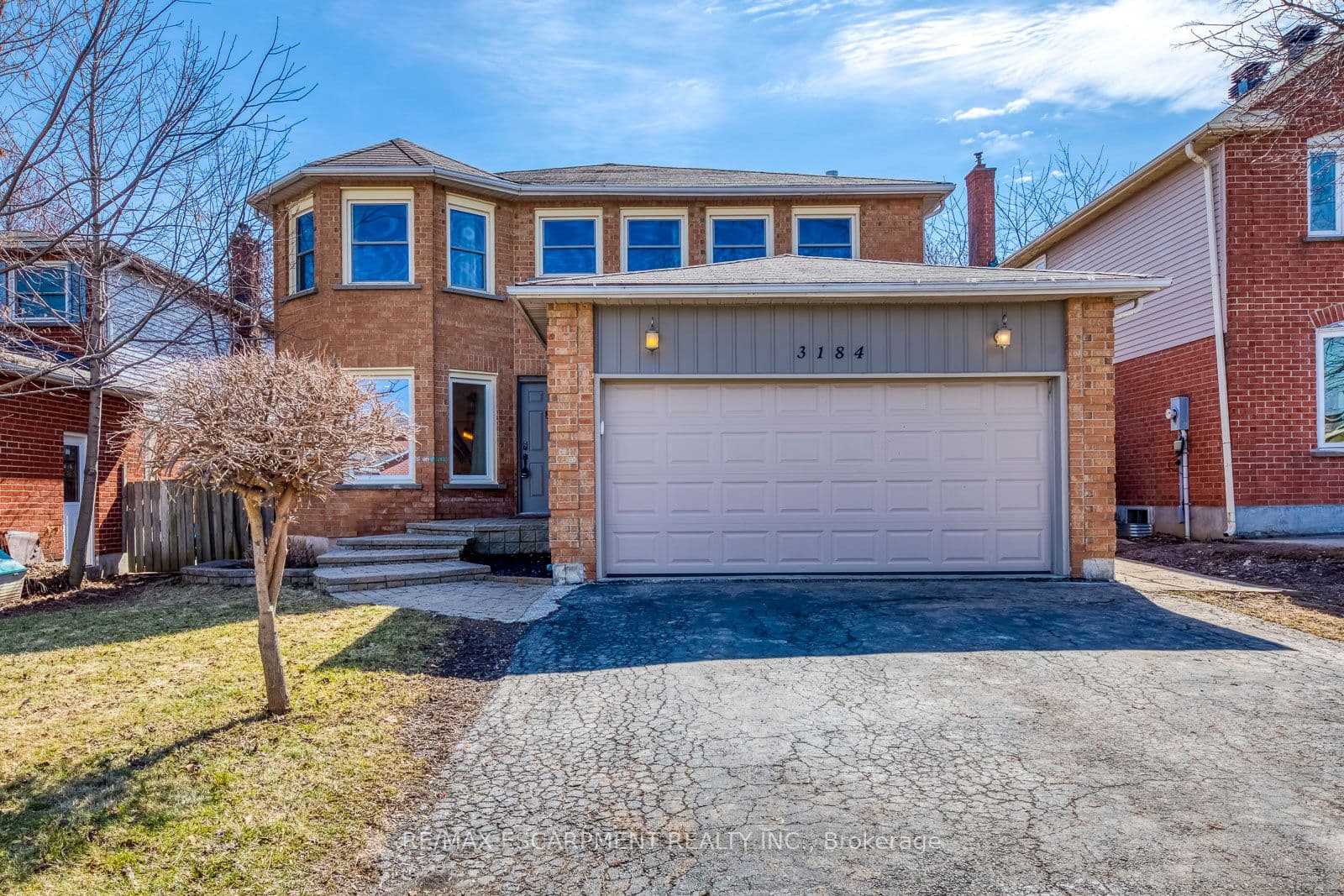 3184 Renton Road, Burlington, ON, Headon