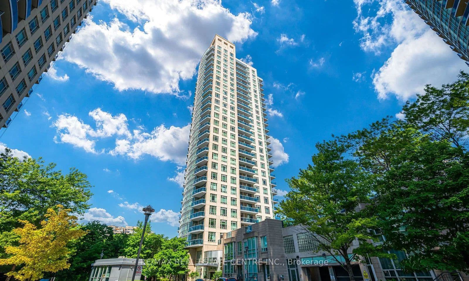 City Centre in Mississauga - Real Estate | Savie Wander