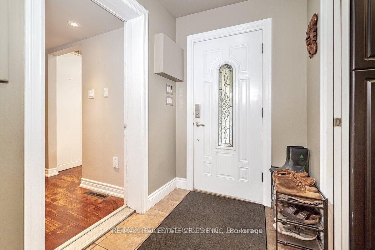 104 Kennedy Road, Caledon, ON L7C 2A7