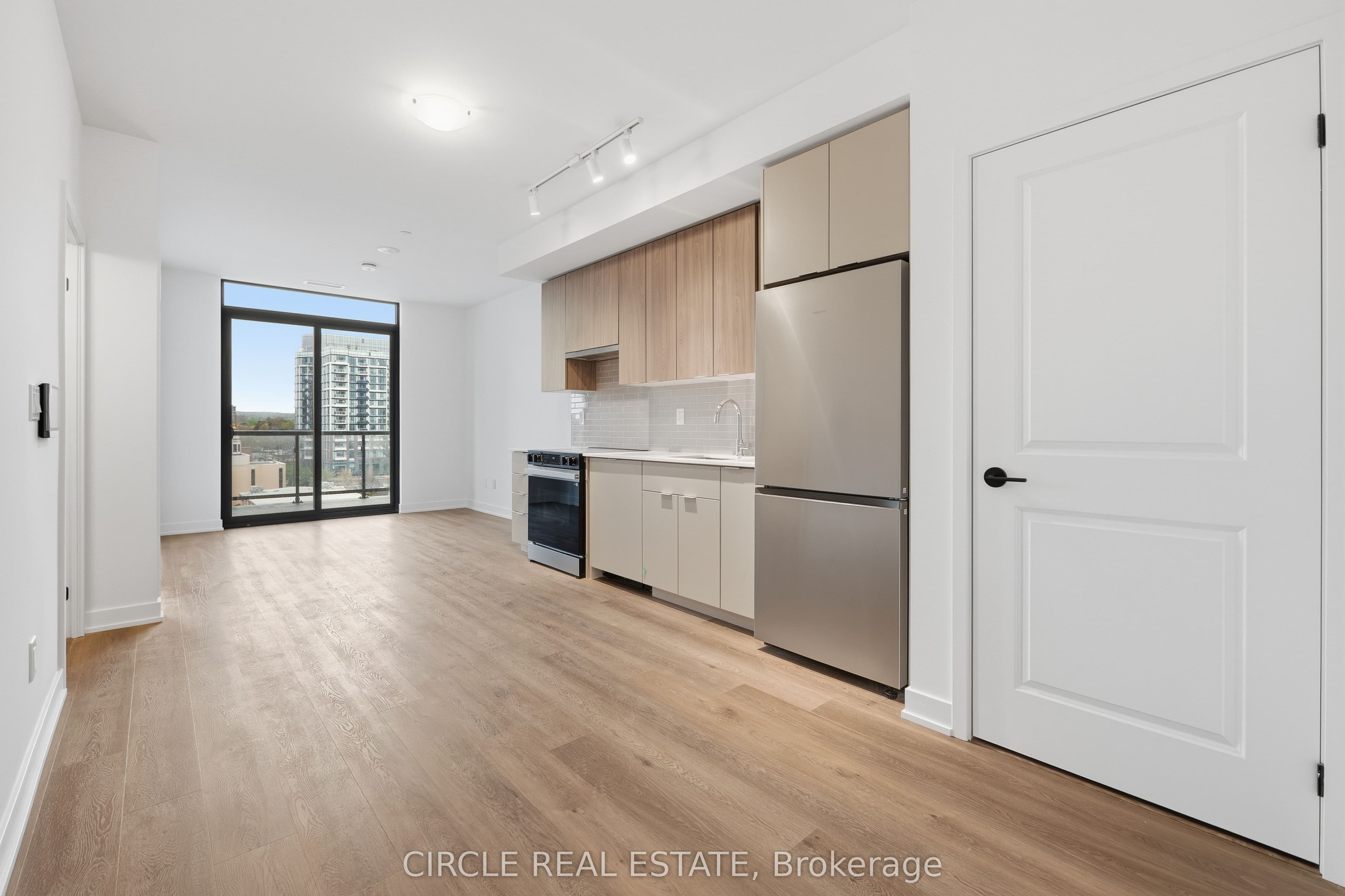 2075 Lakeshore Road, Burlington - Condo Apartment