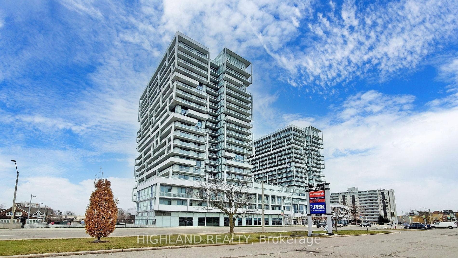 55 Speers Road 306, Oakville, ON L6K 0H9