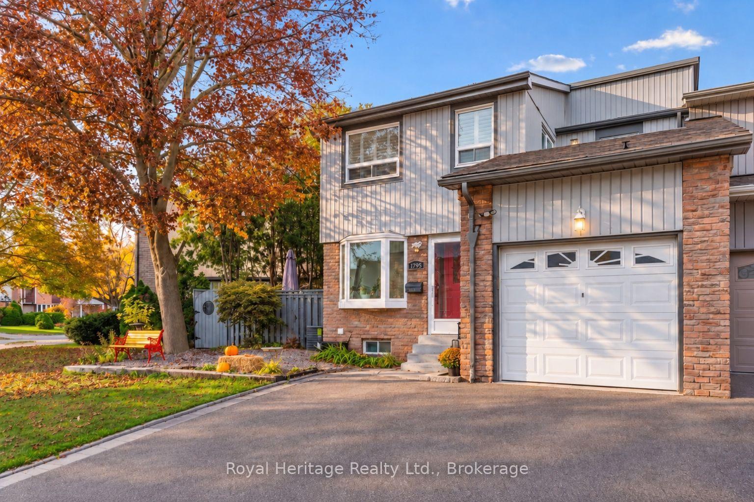 1795 Bronte Square, Pickering, ON L1V 3C1