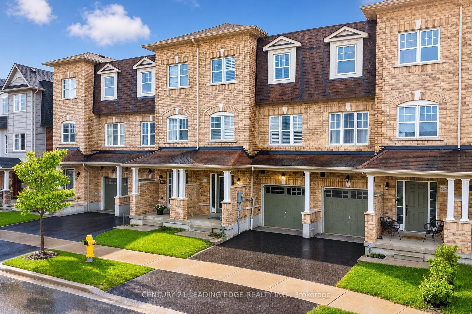 1727 Carousel Drive, Pickering, ON L1X 0C1