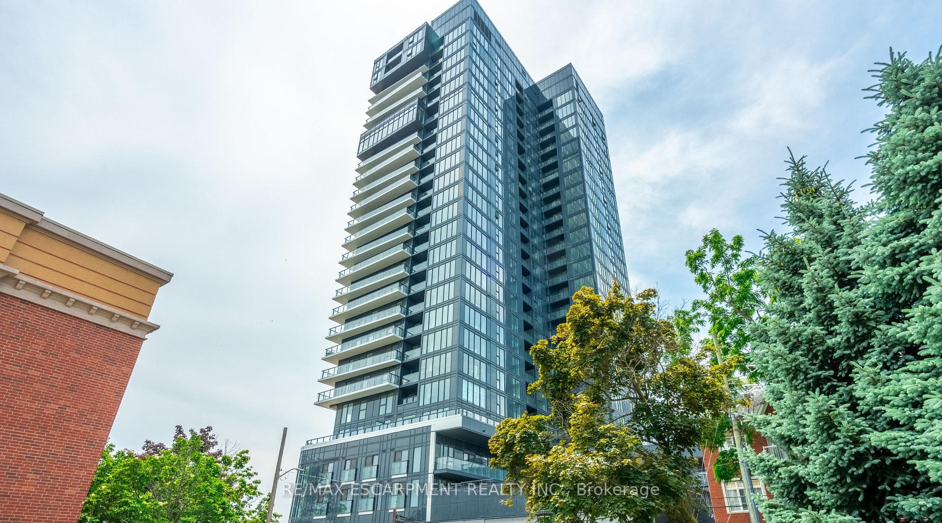 370 Martha Street 309, Burlington, ON L7R 0G9