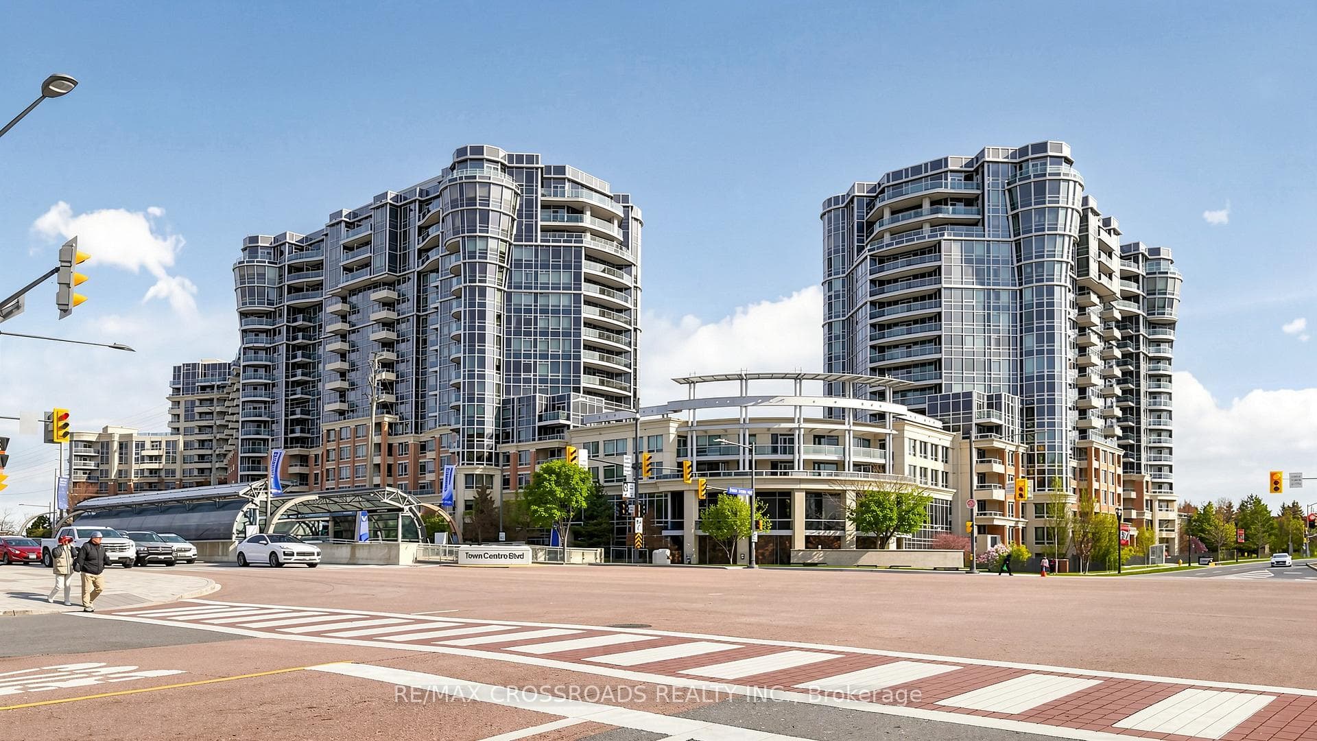 23 Cox Boulevard 656, Markham, ON L3R 4G1
