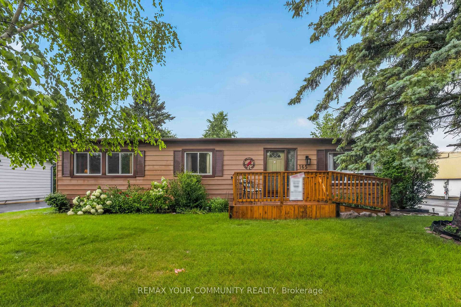165 Roxanna Drive, Georgina, ON L0E 1R0
