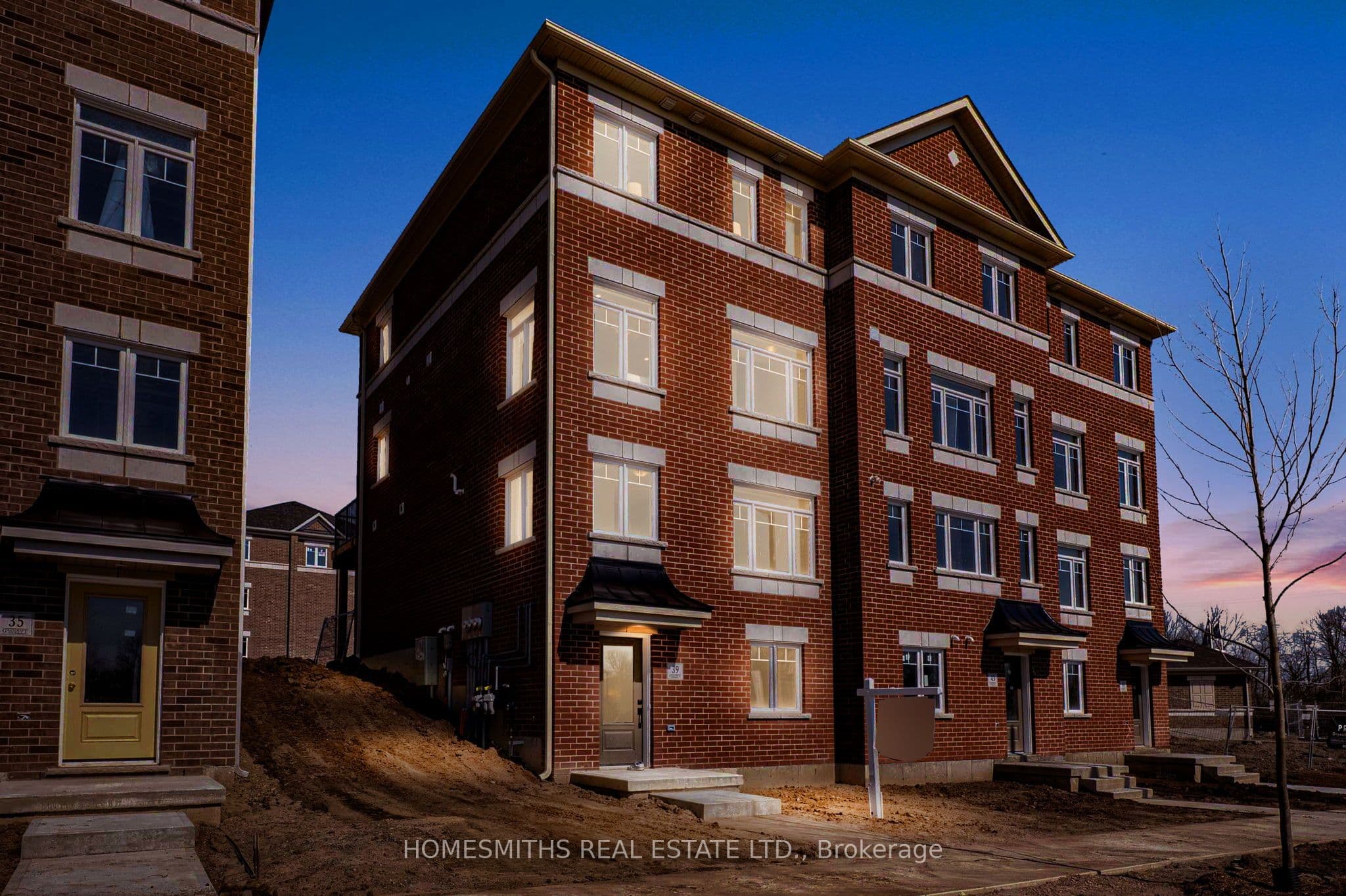 39 Addyman Crescent, Clarington - Att/Row/Townhouse