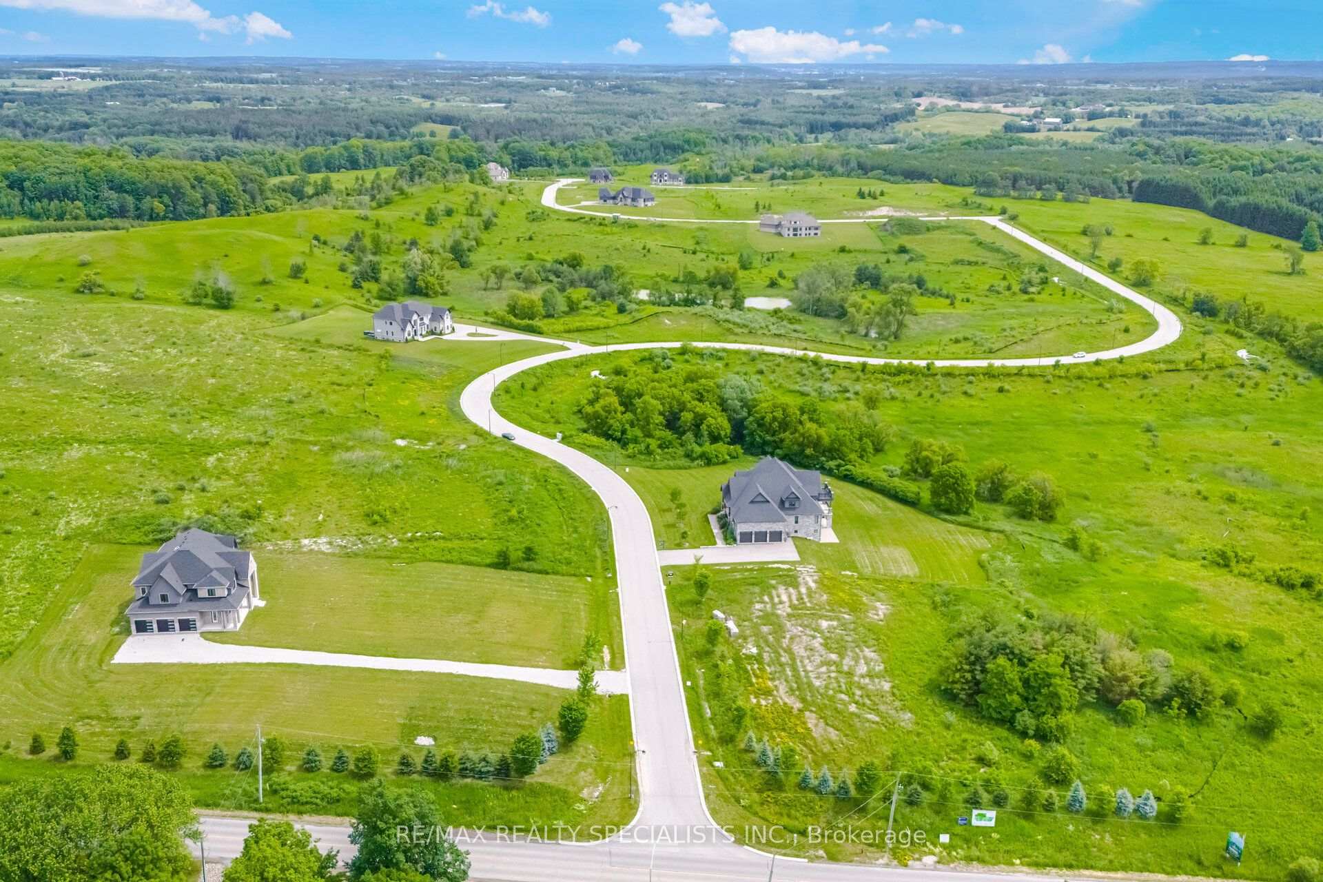 44 Amalfi Court, Caledon, ON L7E 3P6