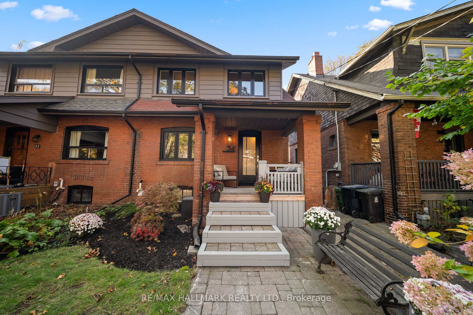 34 Highcroft Road, Toronto, ON M4L 3G2