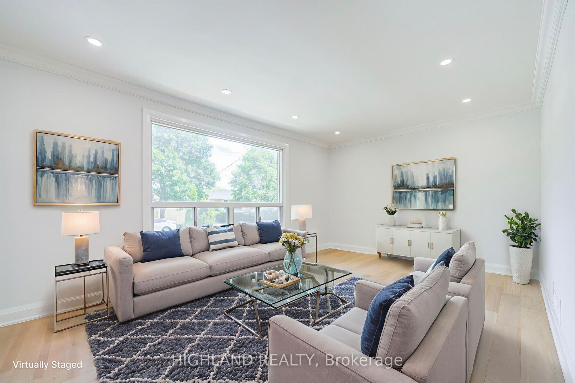 38 Esmond Crescent, Toronto - Detached