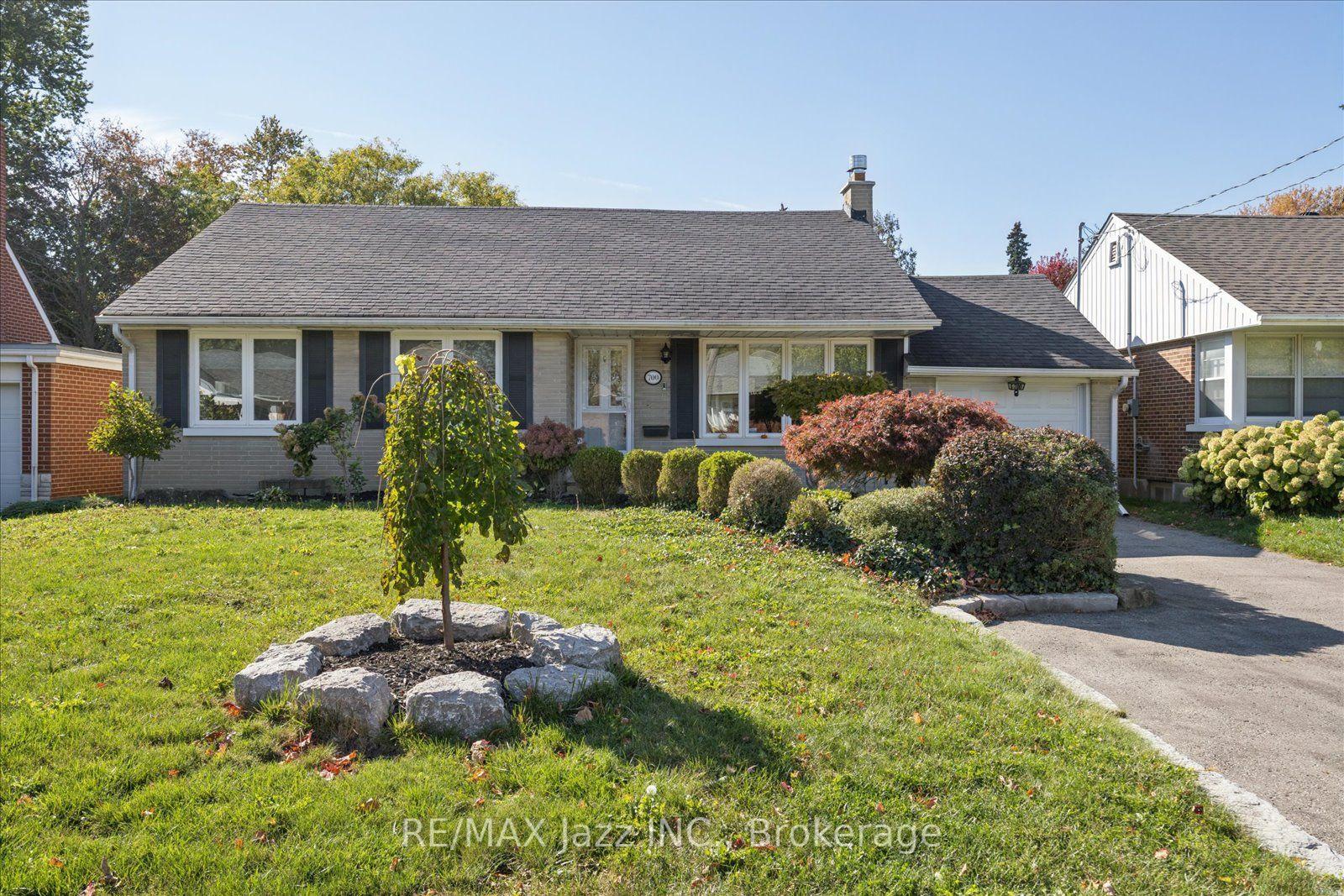 700 Grierson Street, Oshawa, ON L1G 5J5