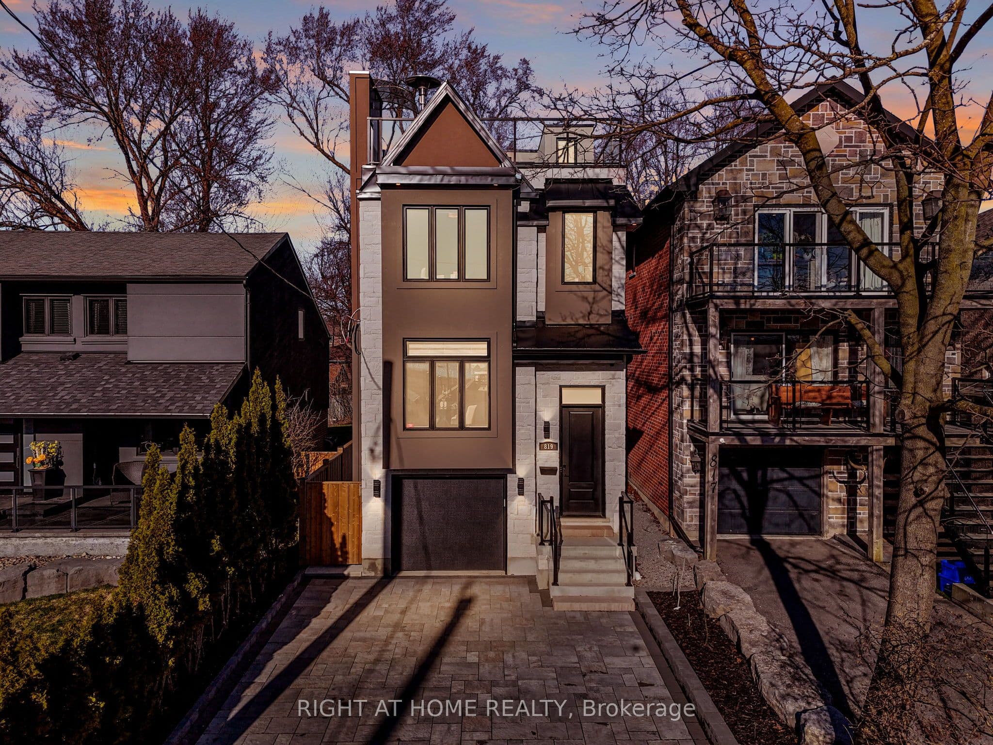 819 Fairview Avenue, Pickering - Detached