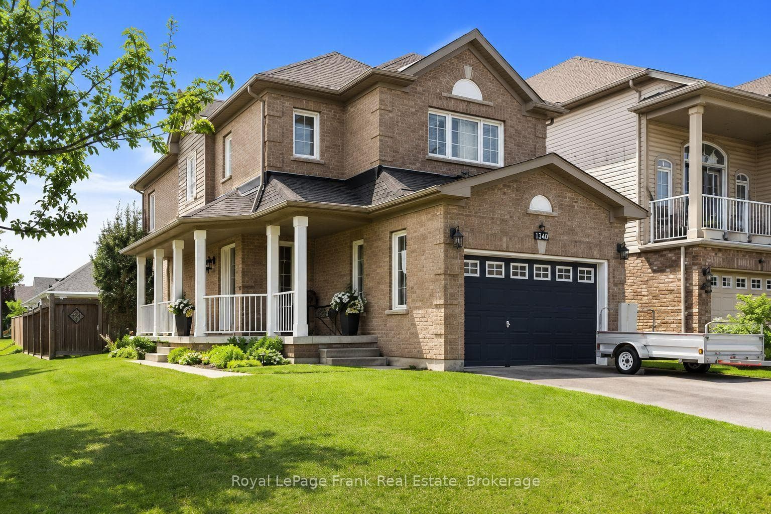 1340 Wadebridge Crescent, Oshawa, ON L1K 3B2