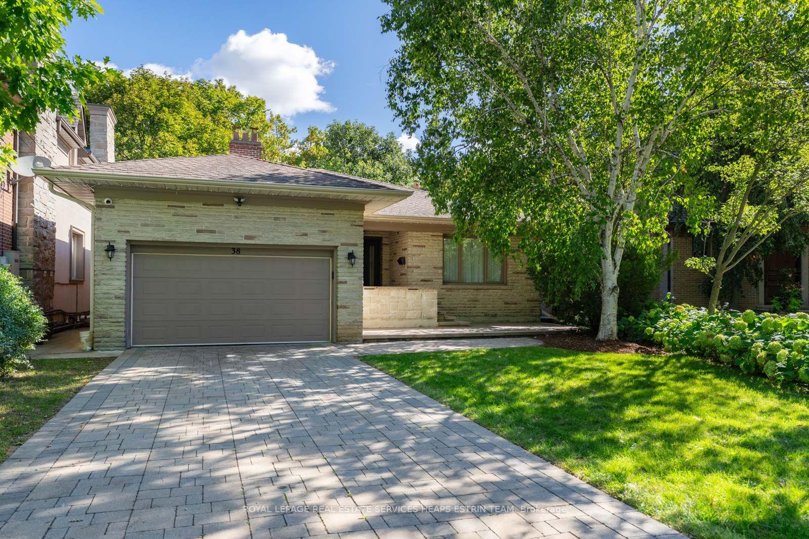 38 Killdeer Crescent, Toronto, ON M4G 2W8