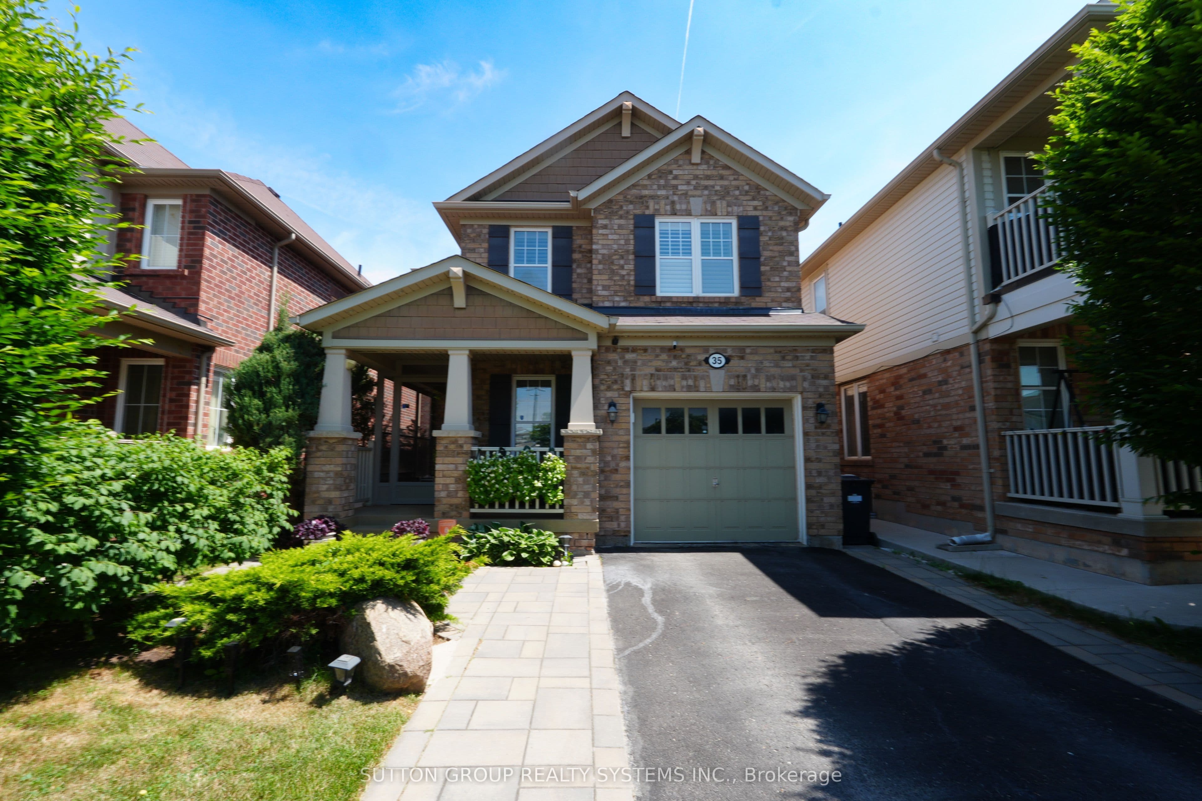 35 Bleasdale Avenue, Brampton - Detached