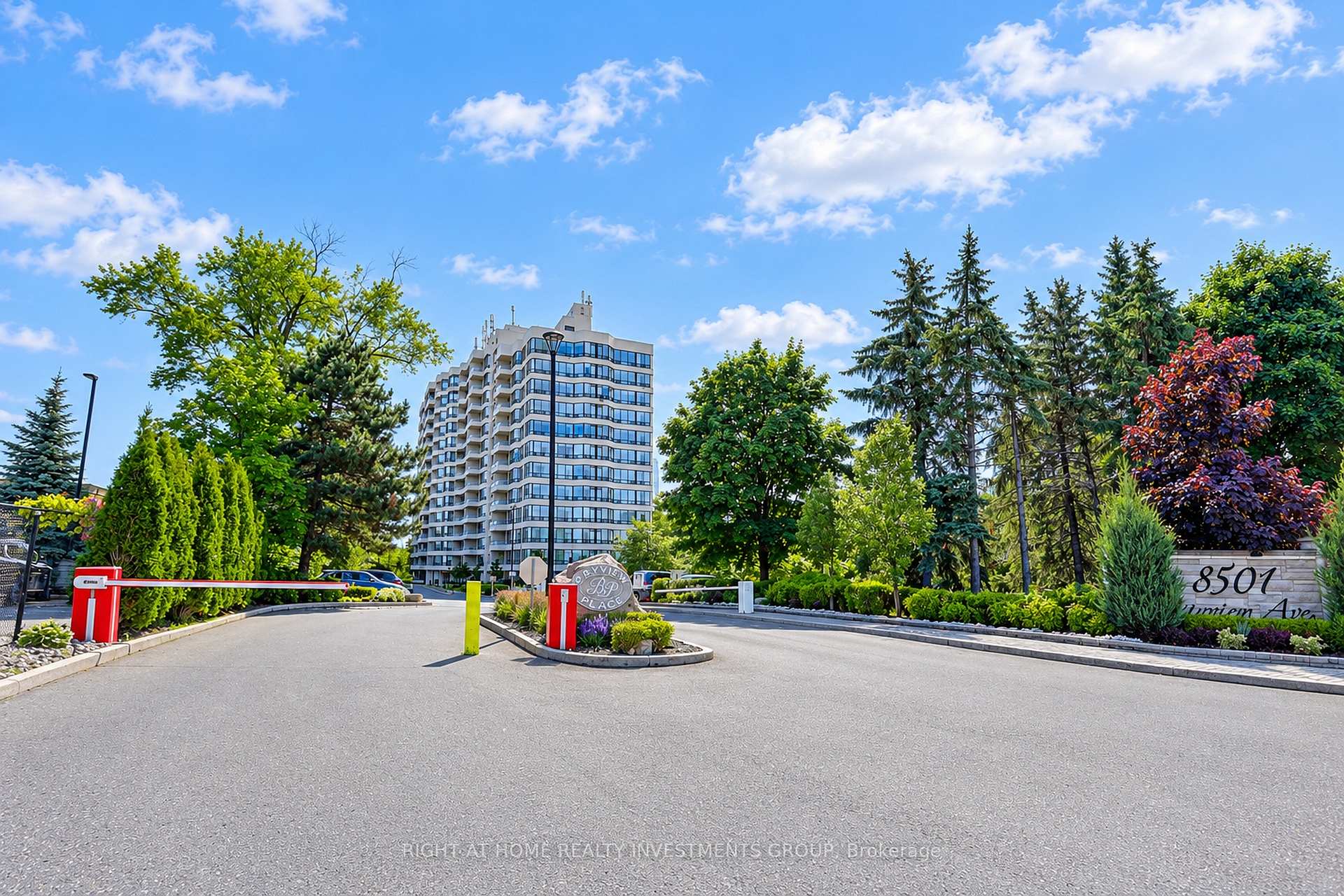 8501 Bayview Avenue 606, Richmond Hill, ON L4B 3J7