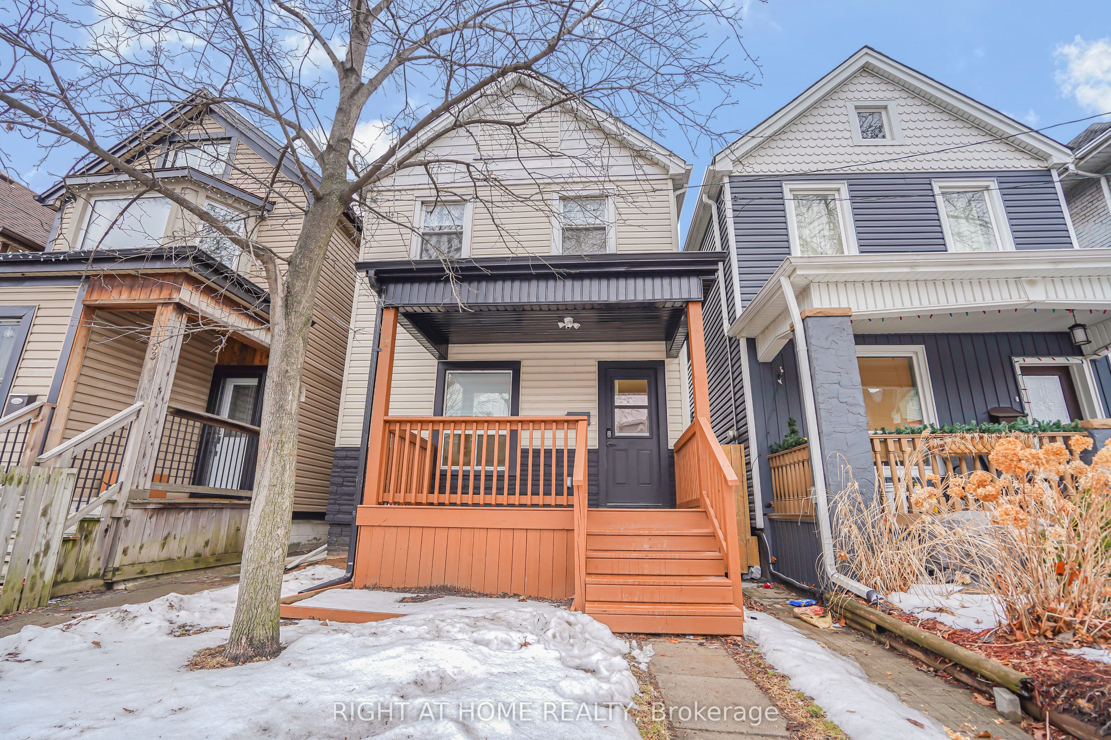 155 Avondale Street, Hamilton - Detached