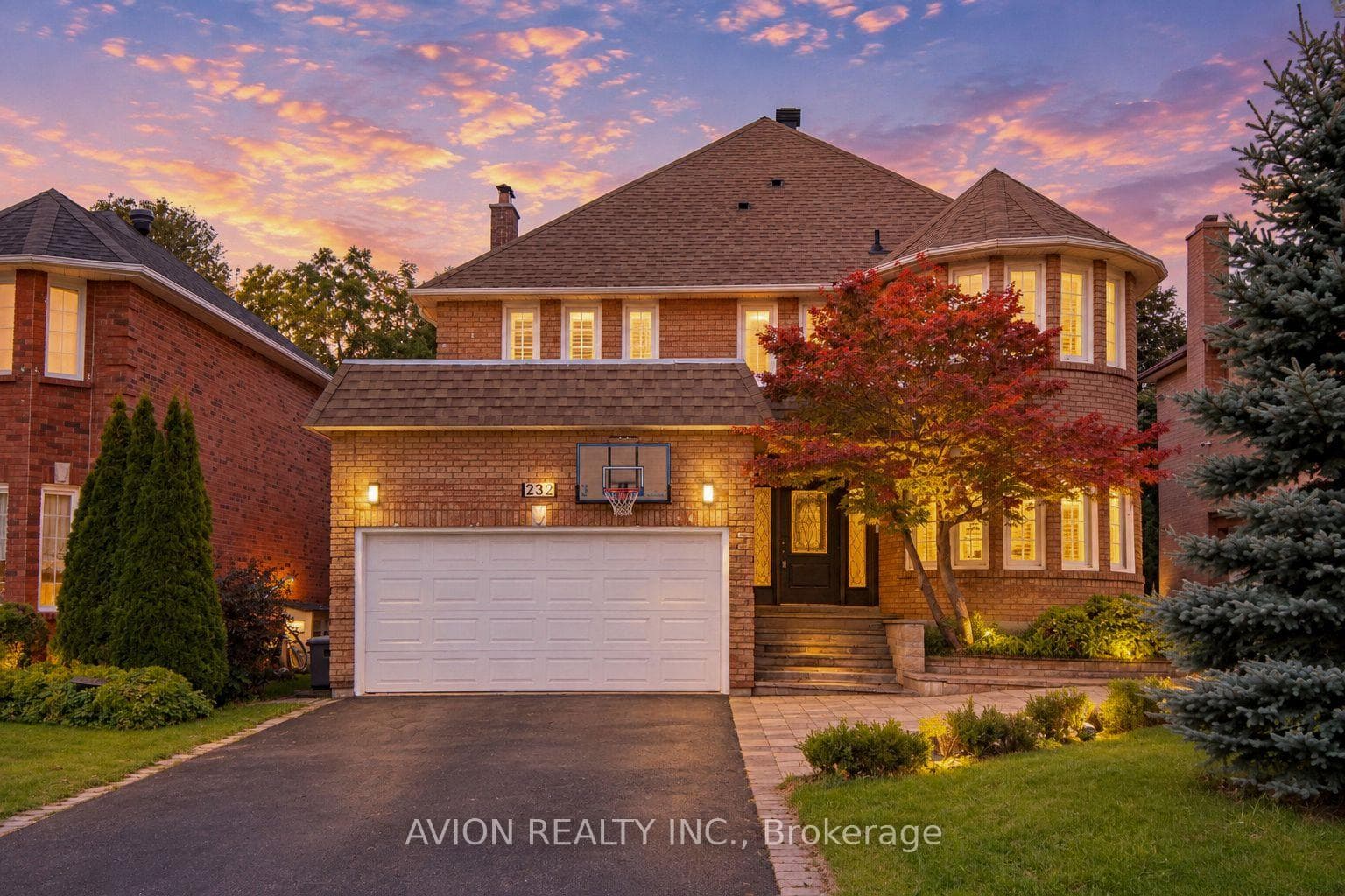 232 Green Lane, Markham, ON L3T 7H7