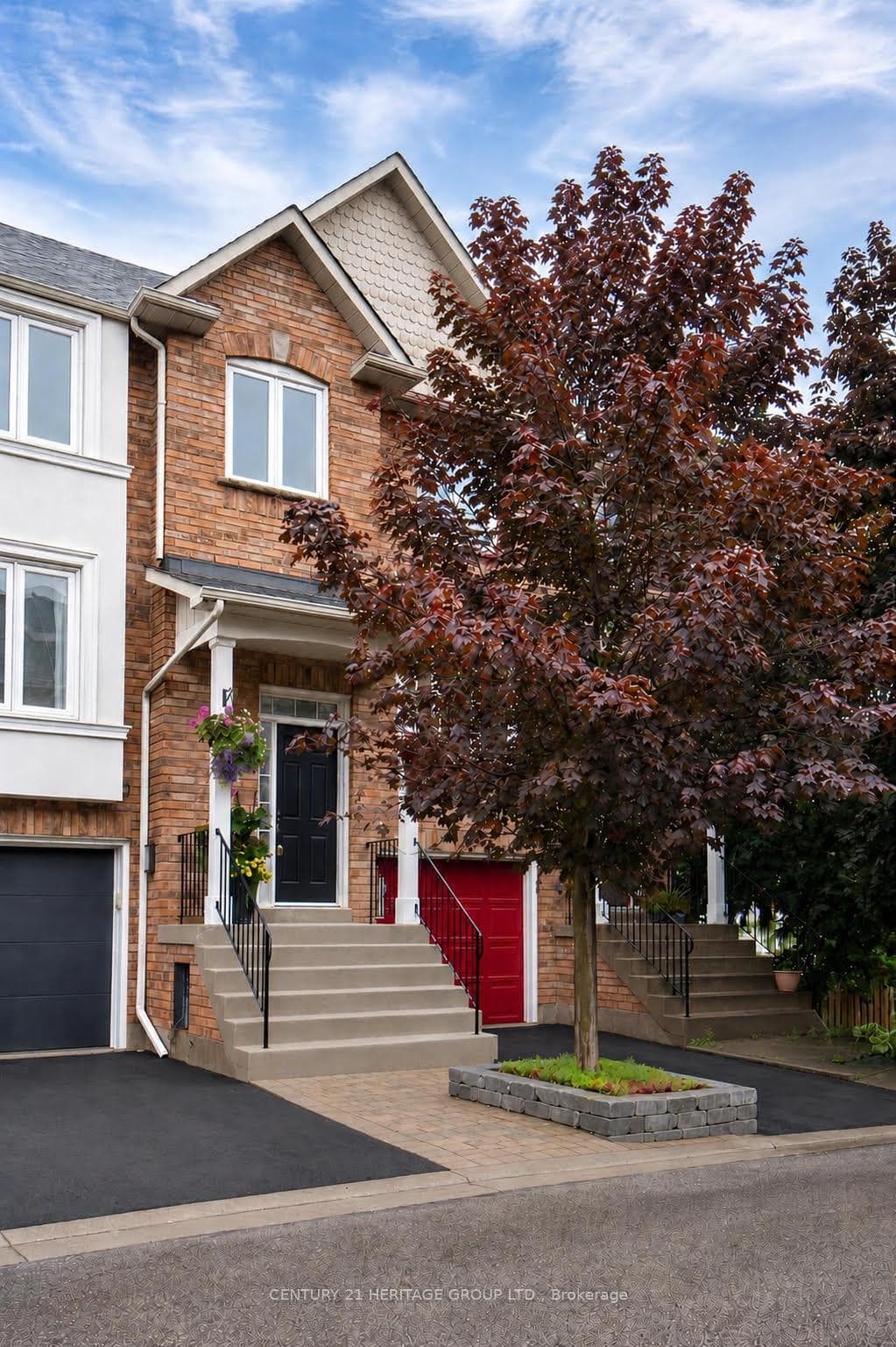 9-2 Skeens Lane, Toronto, ON M8W 4Z5