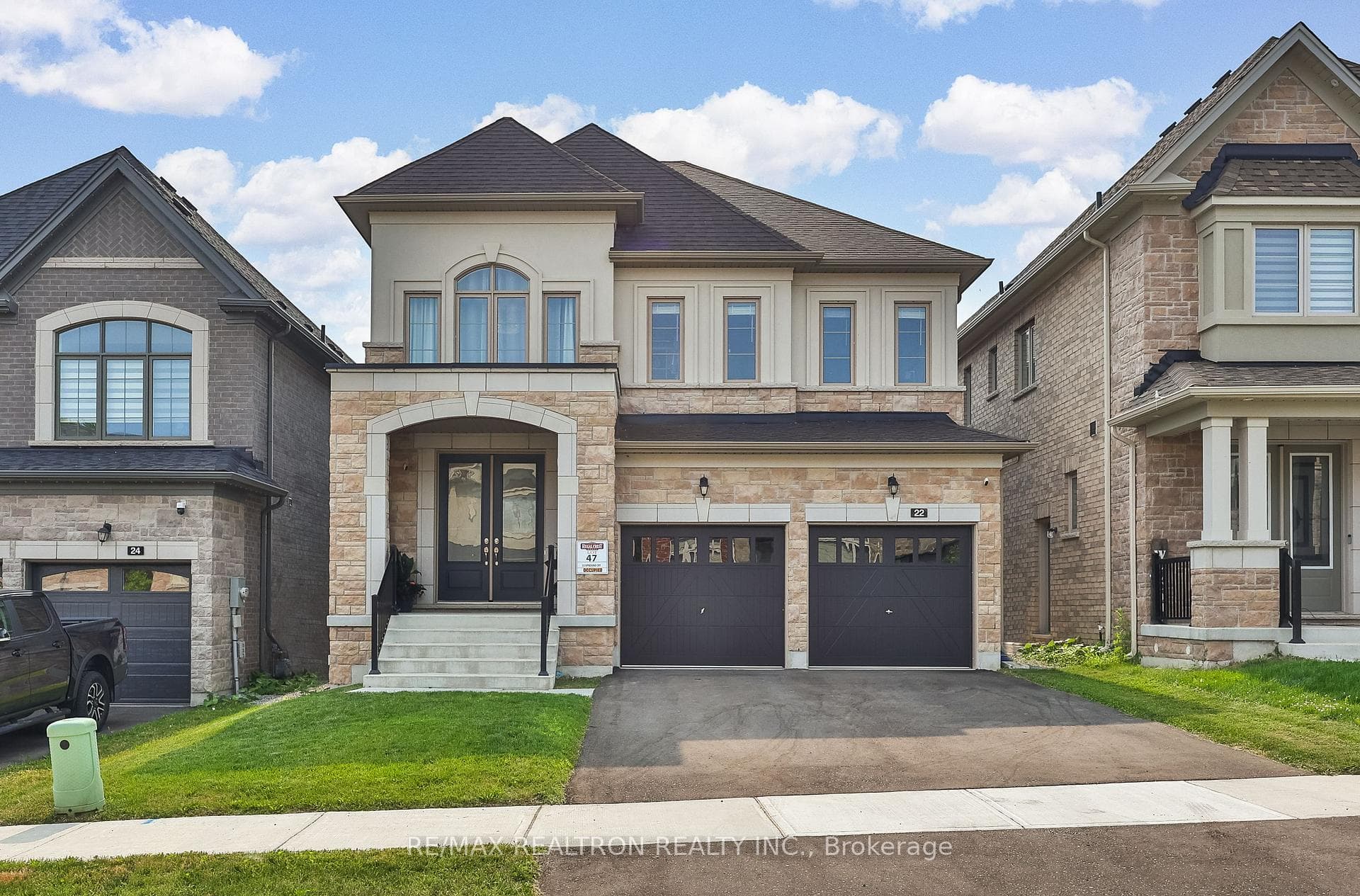 22 Upbound Court, East Gwillimbury, ON L9N 0W1