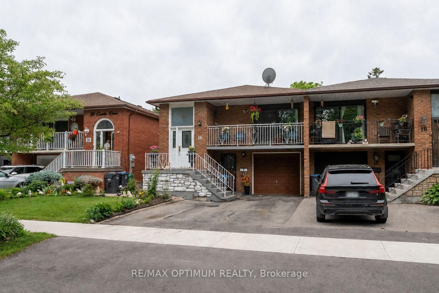 18 Curtis Drive, Brampton, ON L6Y 2J6