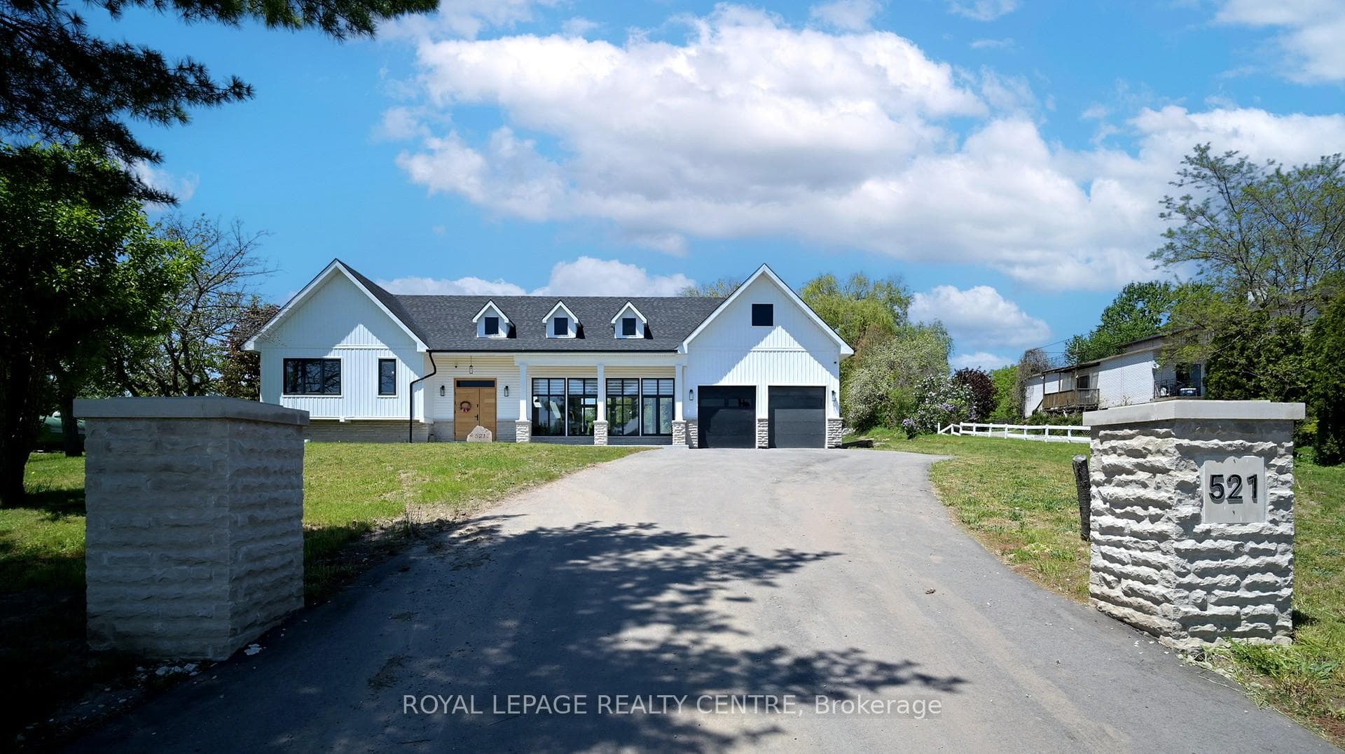 521 Old York Road, Burlington, ON L7P 4Y6