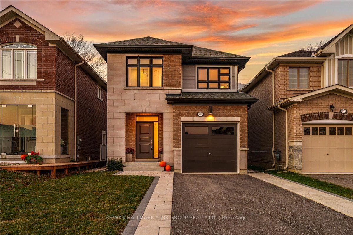 370 Ritas Avenue, Newmarket, ON L3X 2N1