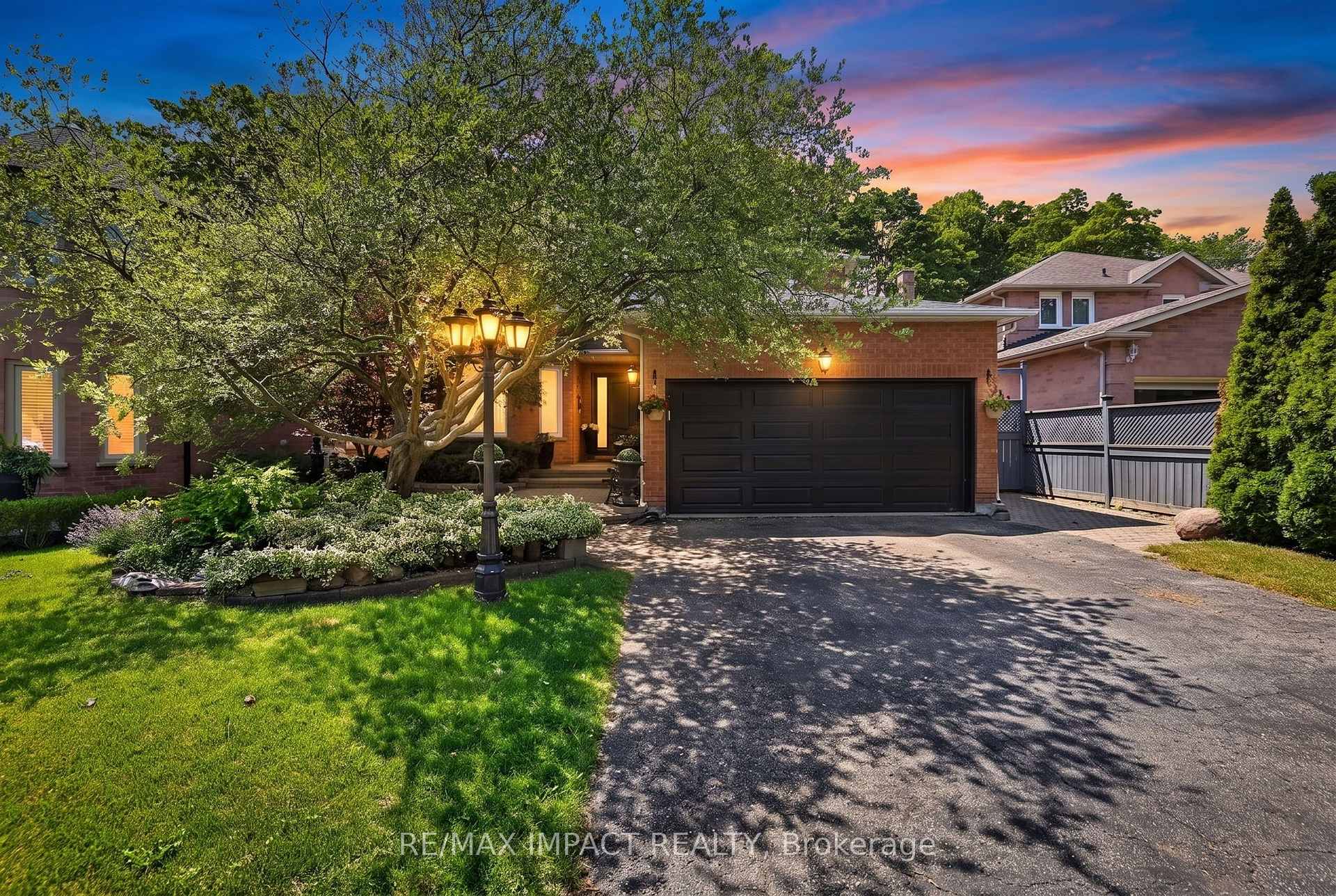 2358 Wildwood Crescent, Pickering, ON L1X 2M9