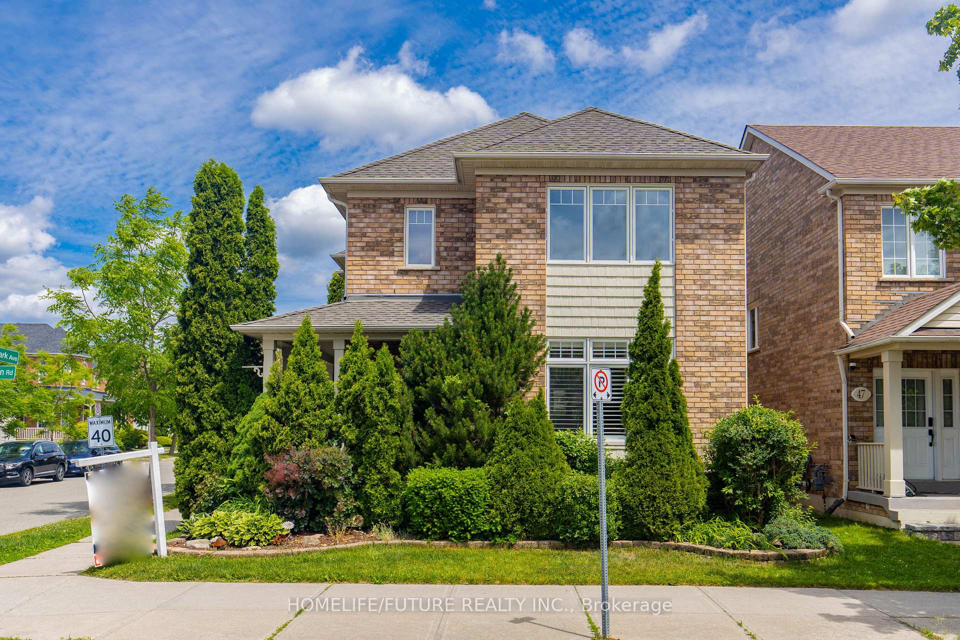 49 Country Glen Road, Markham, ON L6B 1B6