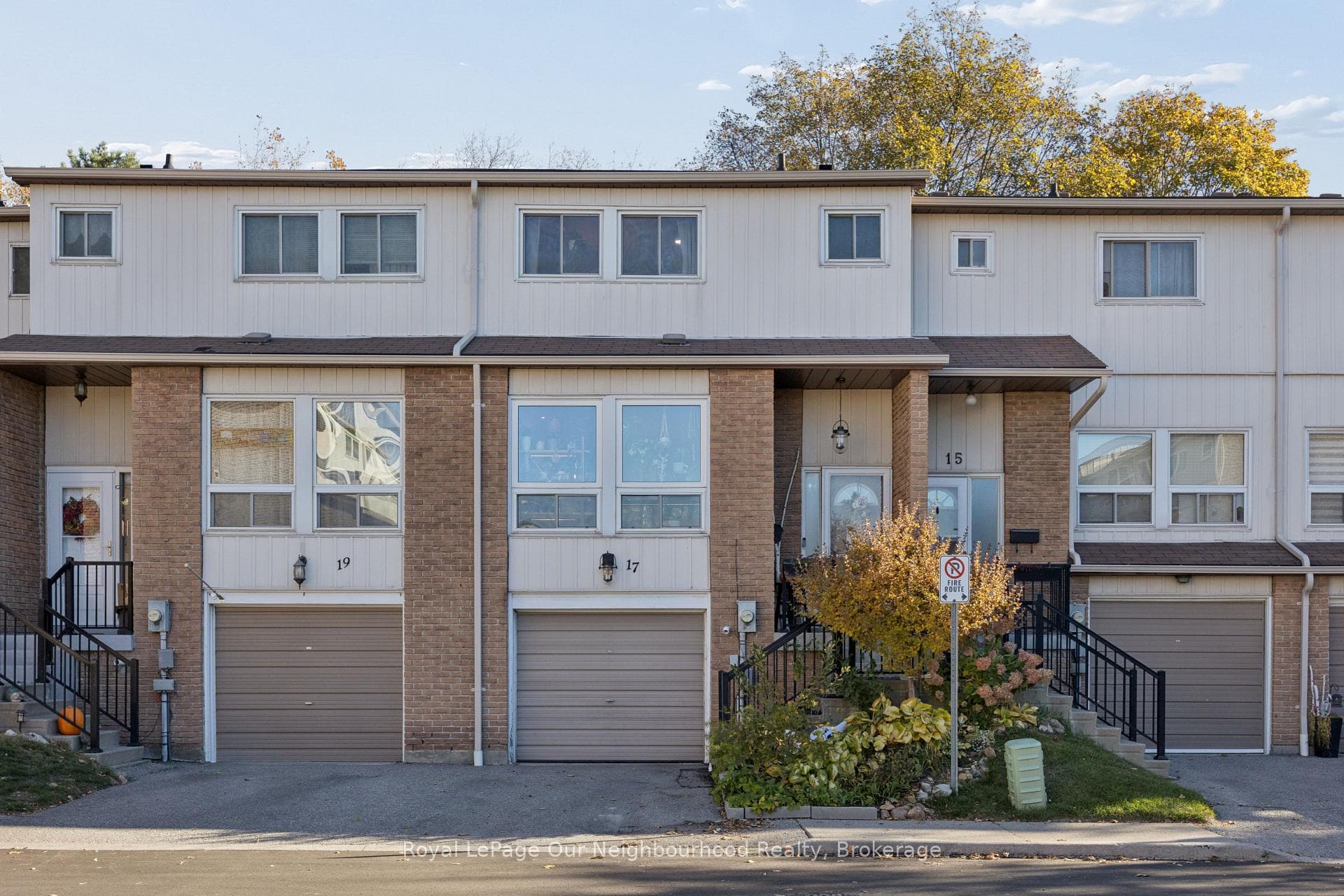 17 Macey Court 50, Ajax, ON L1S 6E3