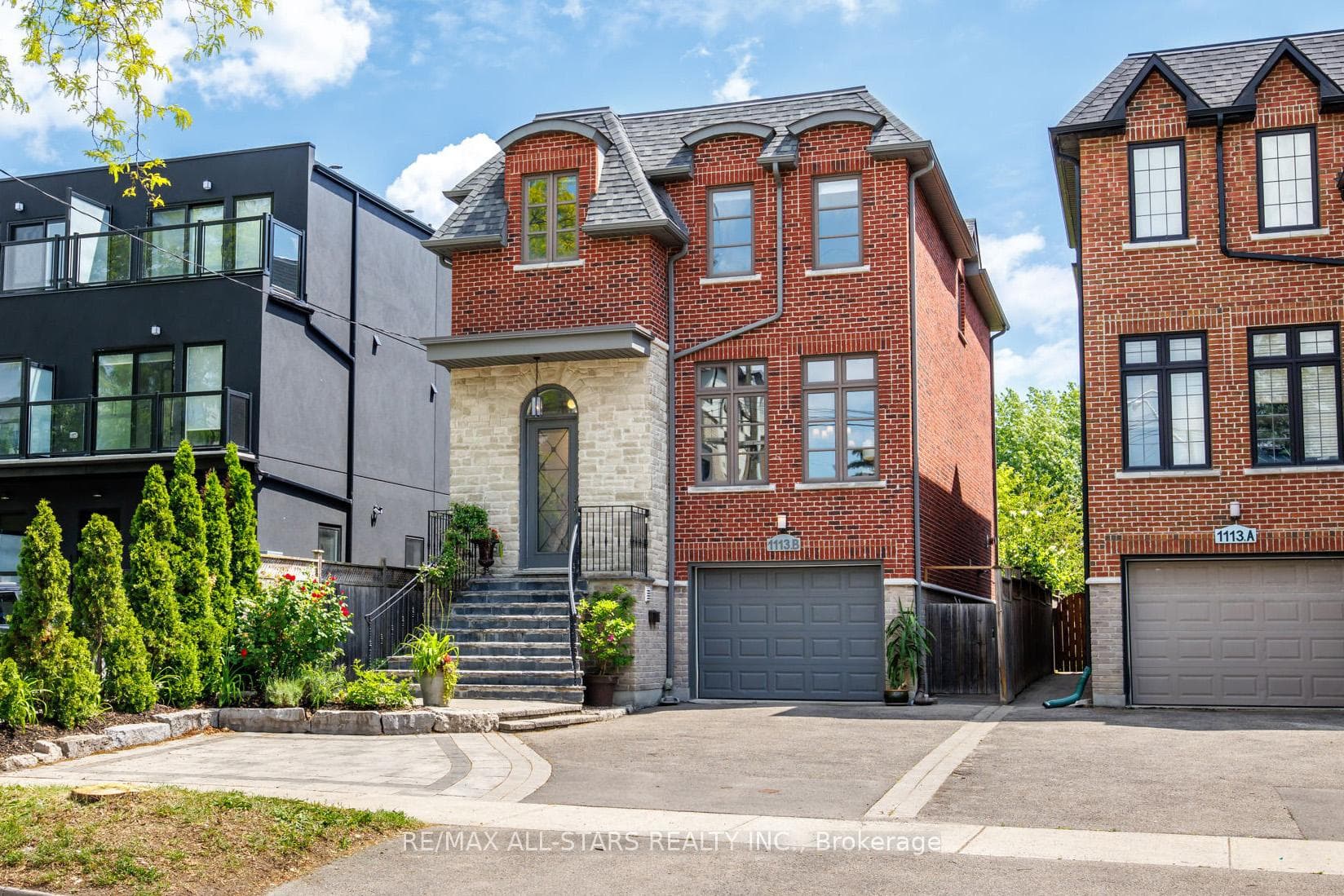 1113B Islington Avenue, Toronto W07, ON M8Z 4S3