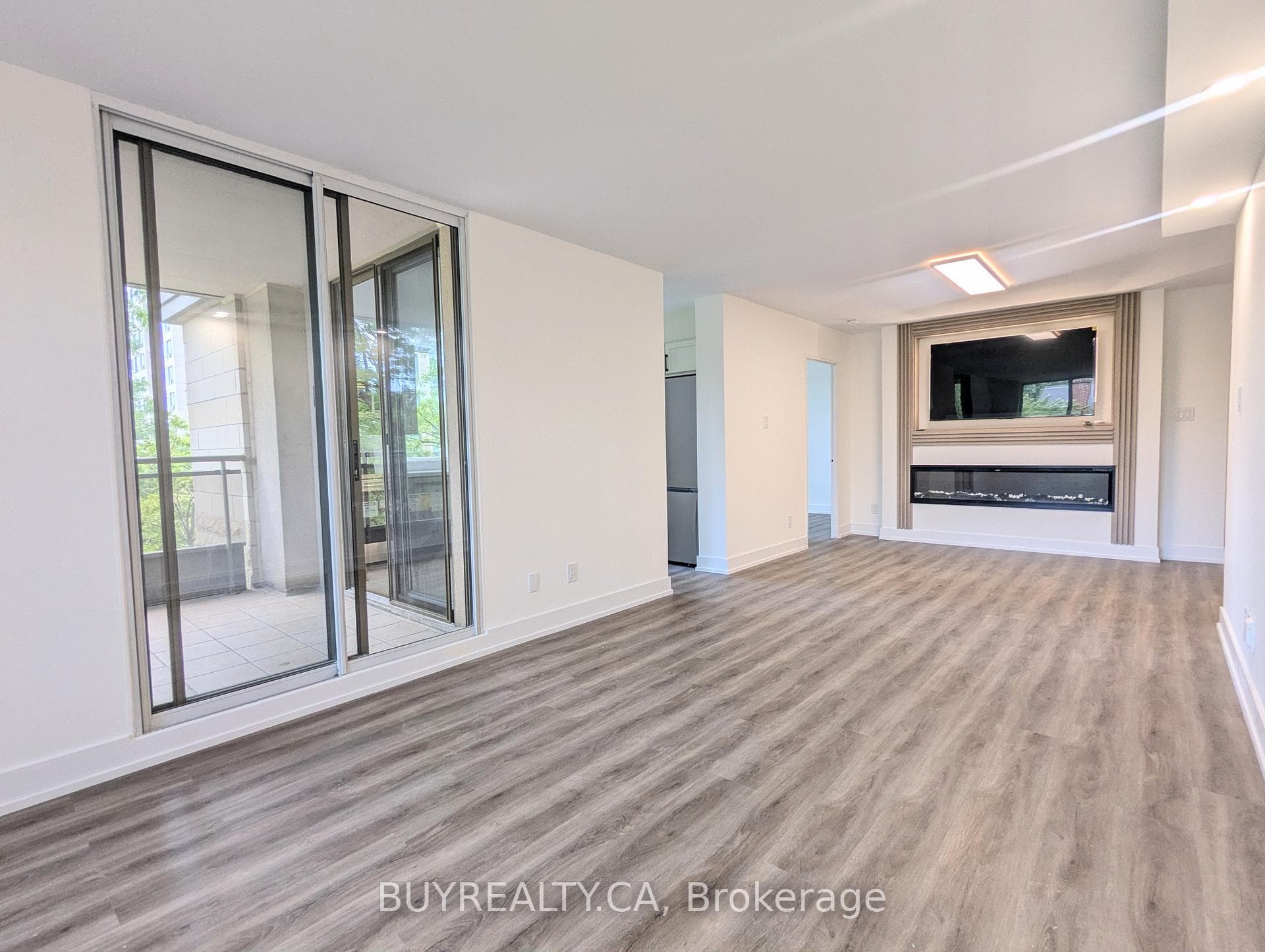 256 Doris Avenue 308, Toronto C14, ON M2N 6X8