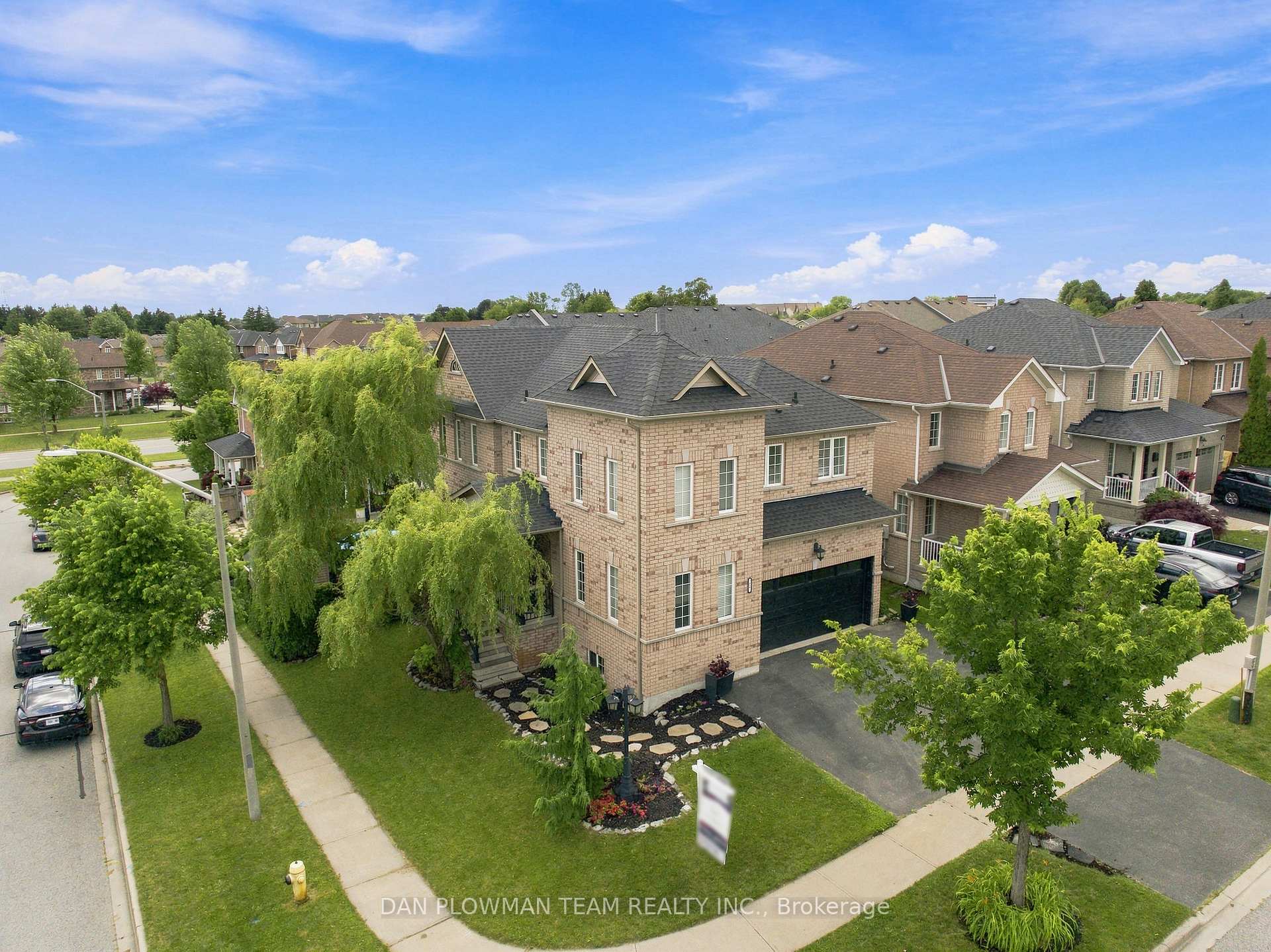 72 Beckett Crescent, Clarington, ON L1E 3J4