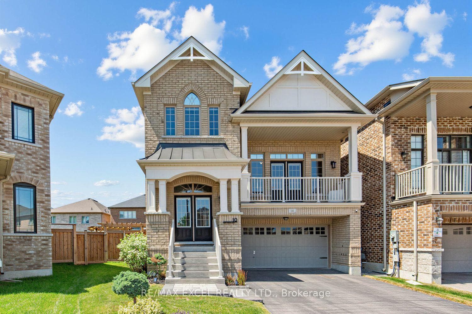 10 KEN BETZ Court, Whitchurch-Stouffville, ON L4A 4P5