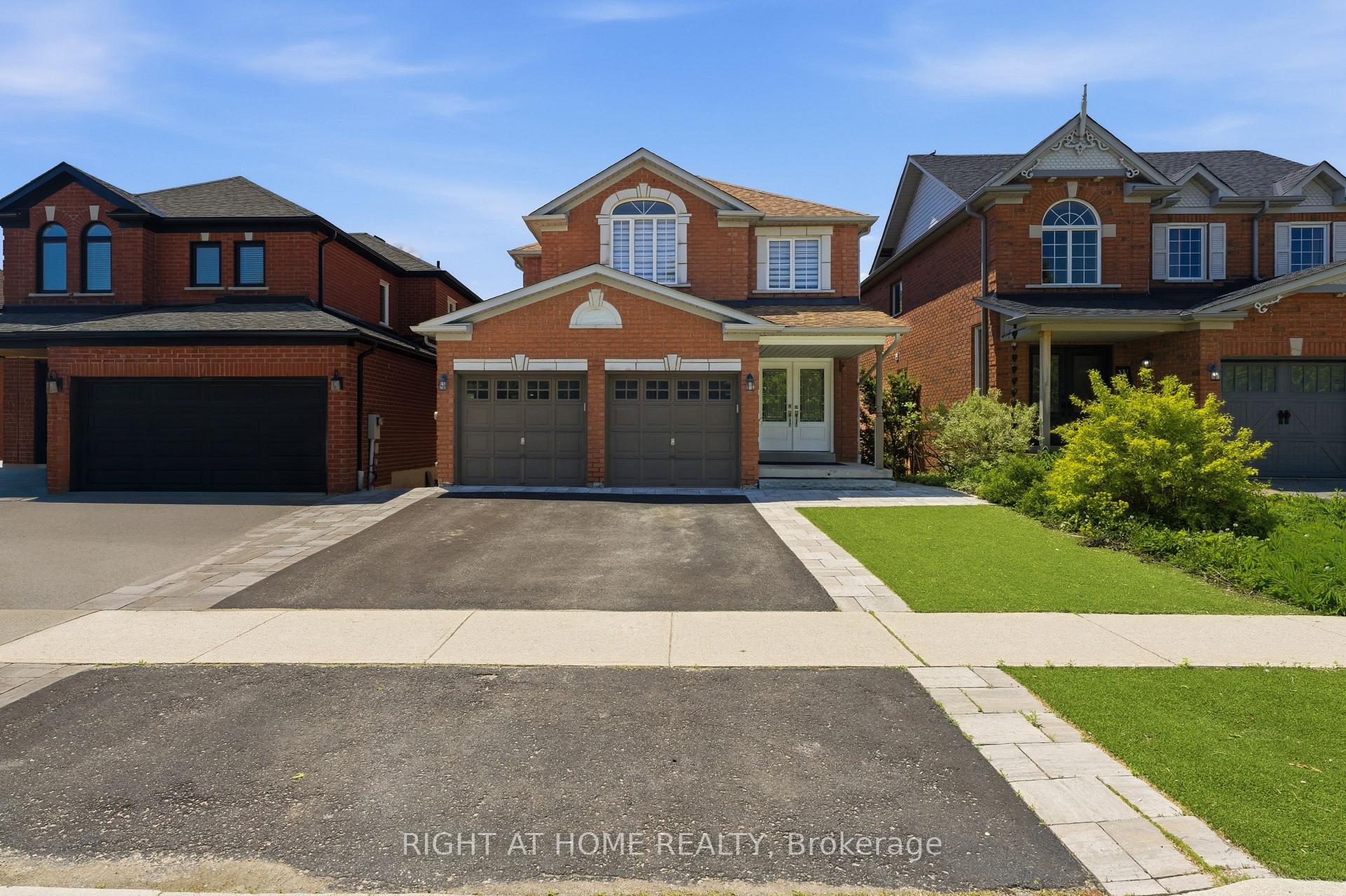 182 Mowat Crescent, Halton Hills, ON L7G 6A4