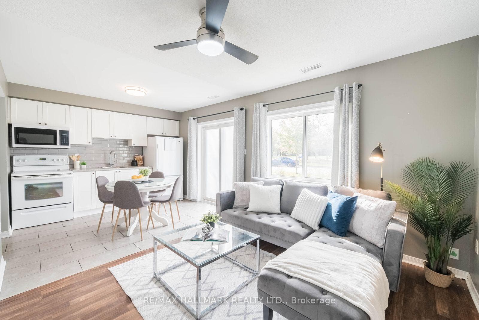 1 Testa Road 43, Uxbridge, ON L9P 1Y9