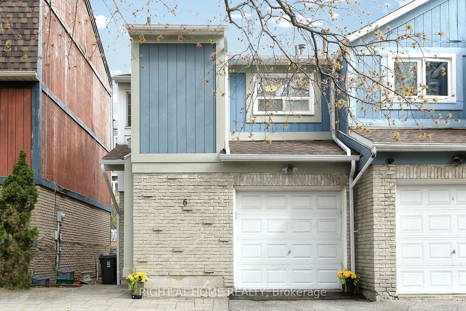 6 Snapdragon Drive, Toronto C15, ON M2J 4X6