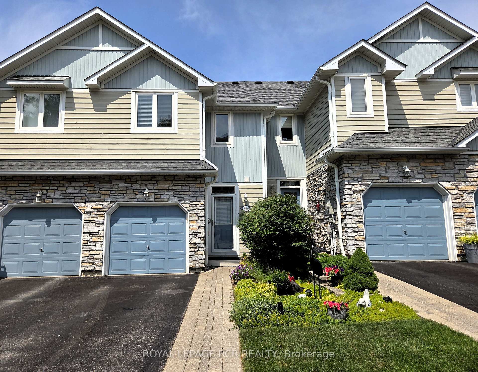 1065 On Bogart Circle, Newmarket, ON L3Y 8T4