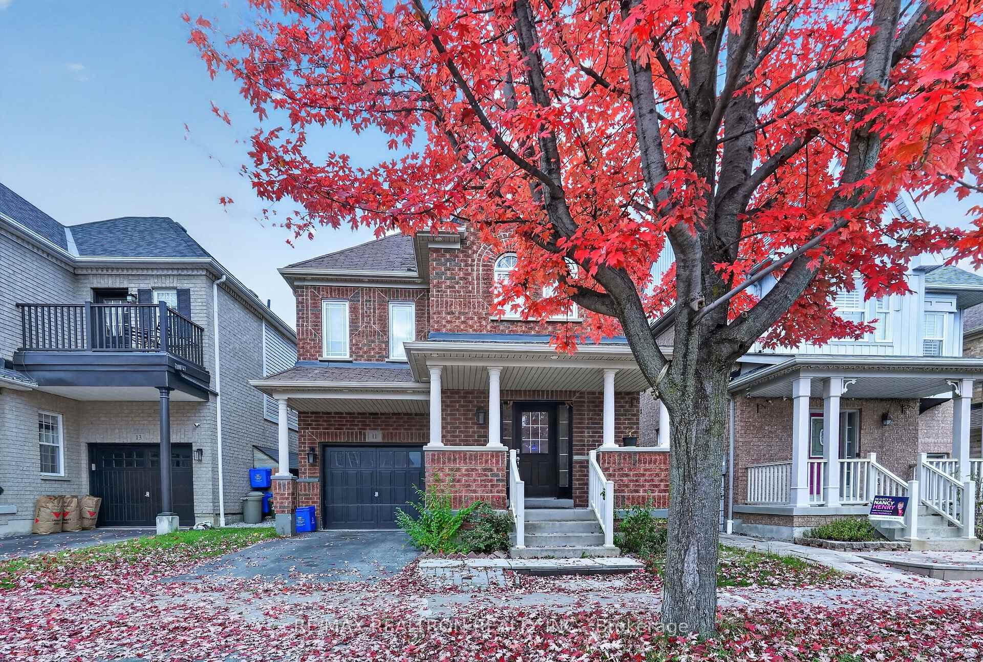 11 Middlecote Drive, Ajax, ON L1T 0A4