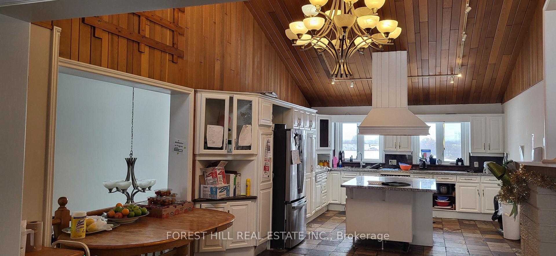 11170 Huntington Road, Vaughan, ON L0J 1C0