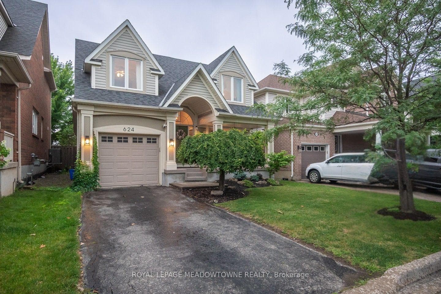 624 Marley Crescent, Milton, ON L9T 5L9