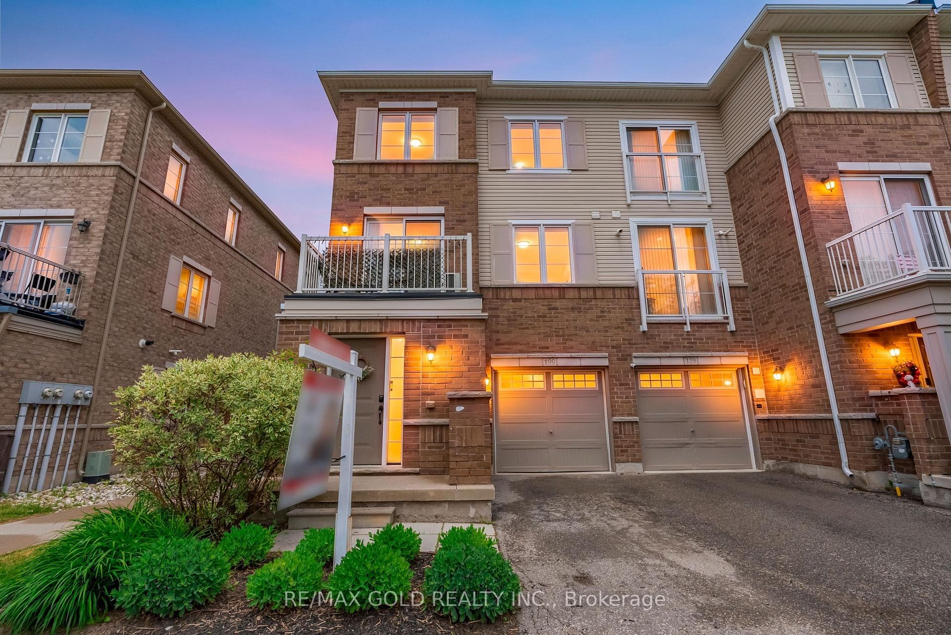 165 HAMPSHIRE Way 128, Milton, ON L9T 8M7