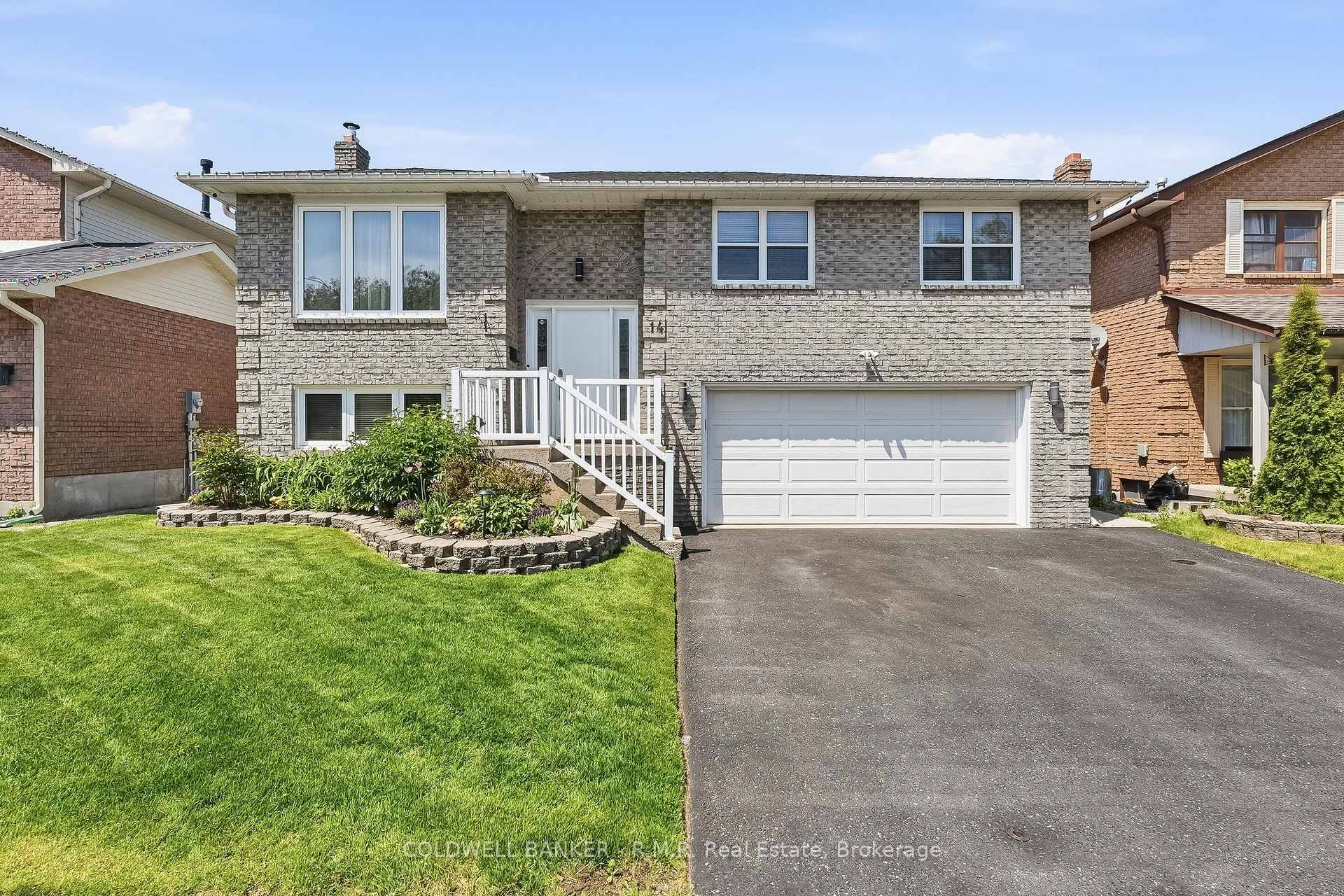 14 Glenabbey Drive, Clarington, ON L1E 1B9