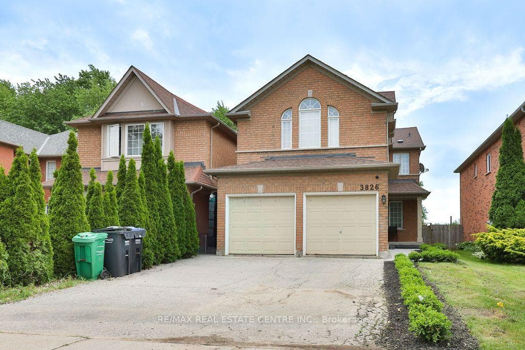 131 Mayfield Drive, Oakville, ON L6H 1K6