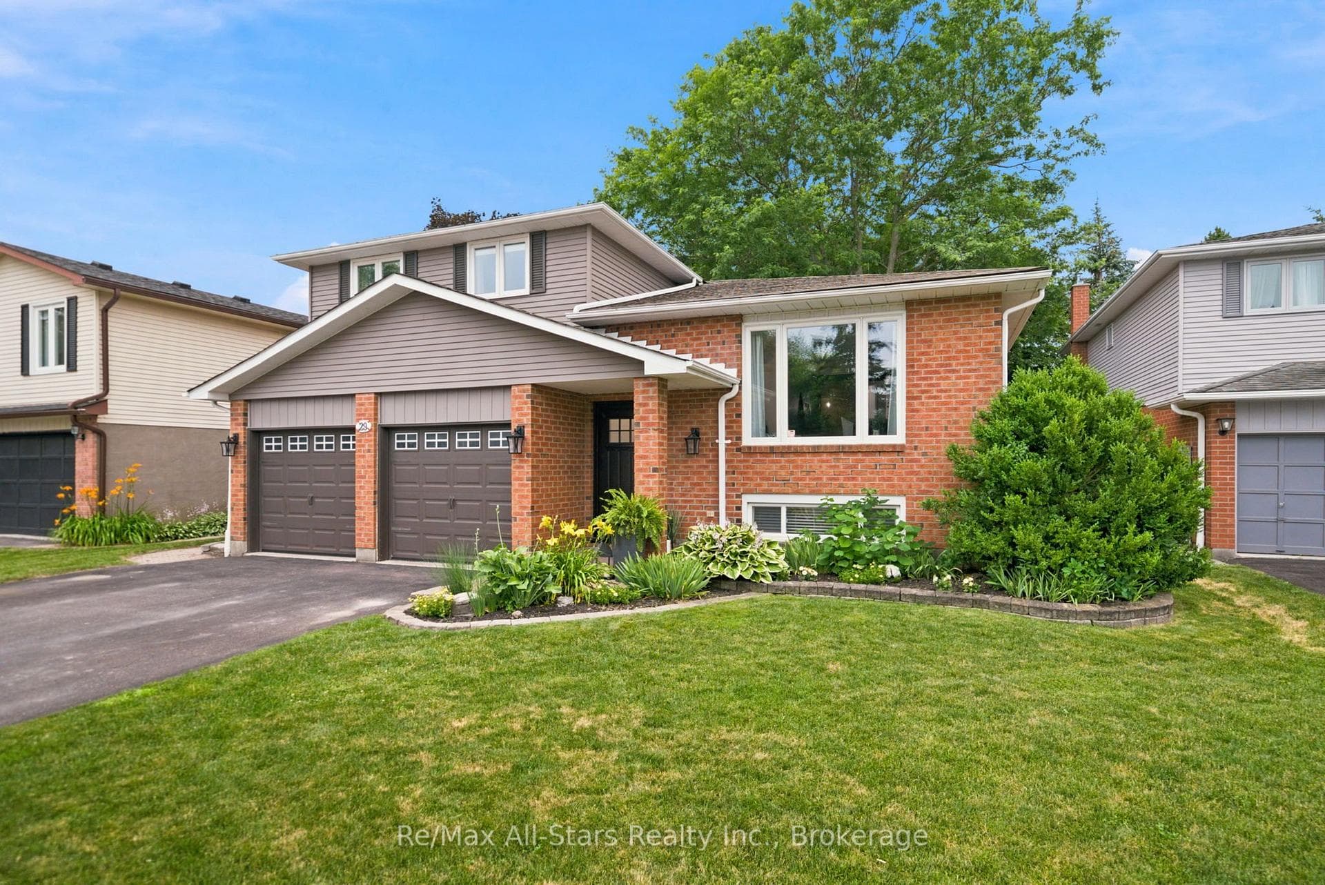 29 Applewood Crescent, Scugog, ON L9L 1G7
