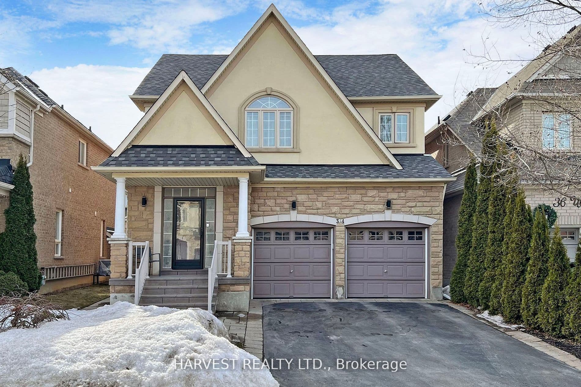 34 Ulson Drive, Richmond Hill - Detached