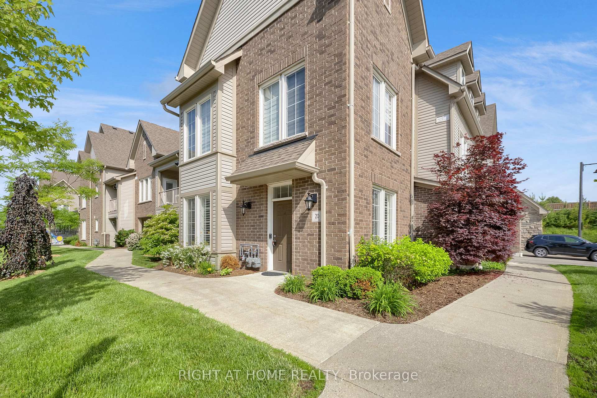 1430 Gord Vinson Avenue 20, Clarington, ON L1E 0J6
