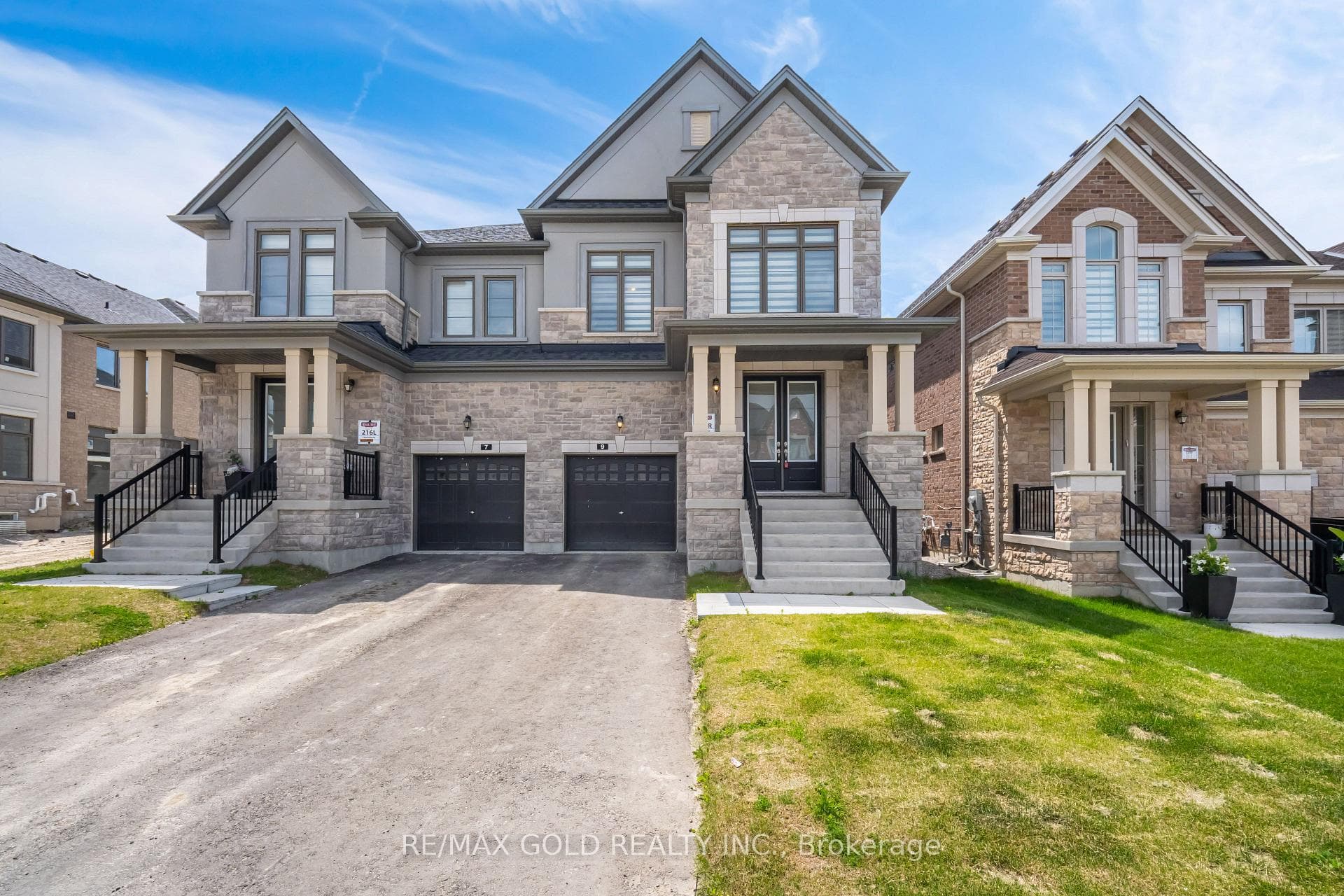 9 Kentledge Avenue, East Gwillimbury, ON L9N 0W3