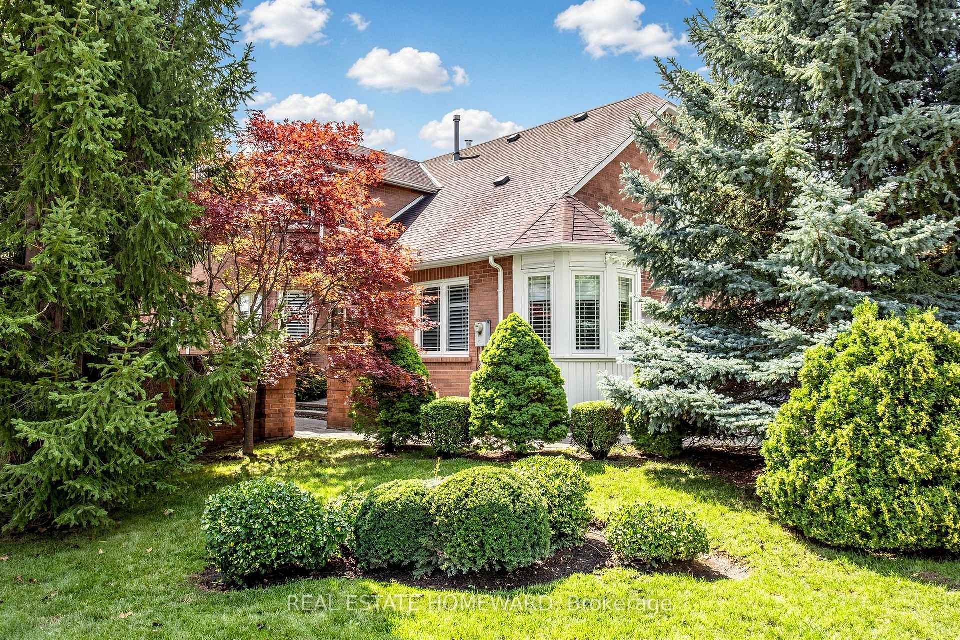 3 Green Acres Road, Vaughan, ON L4J 4R7