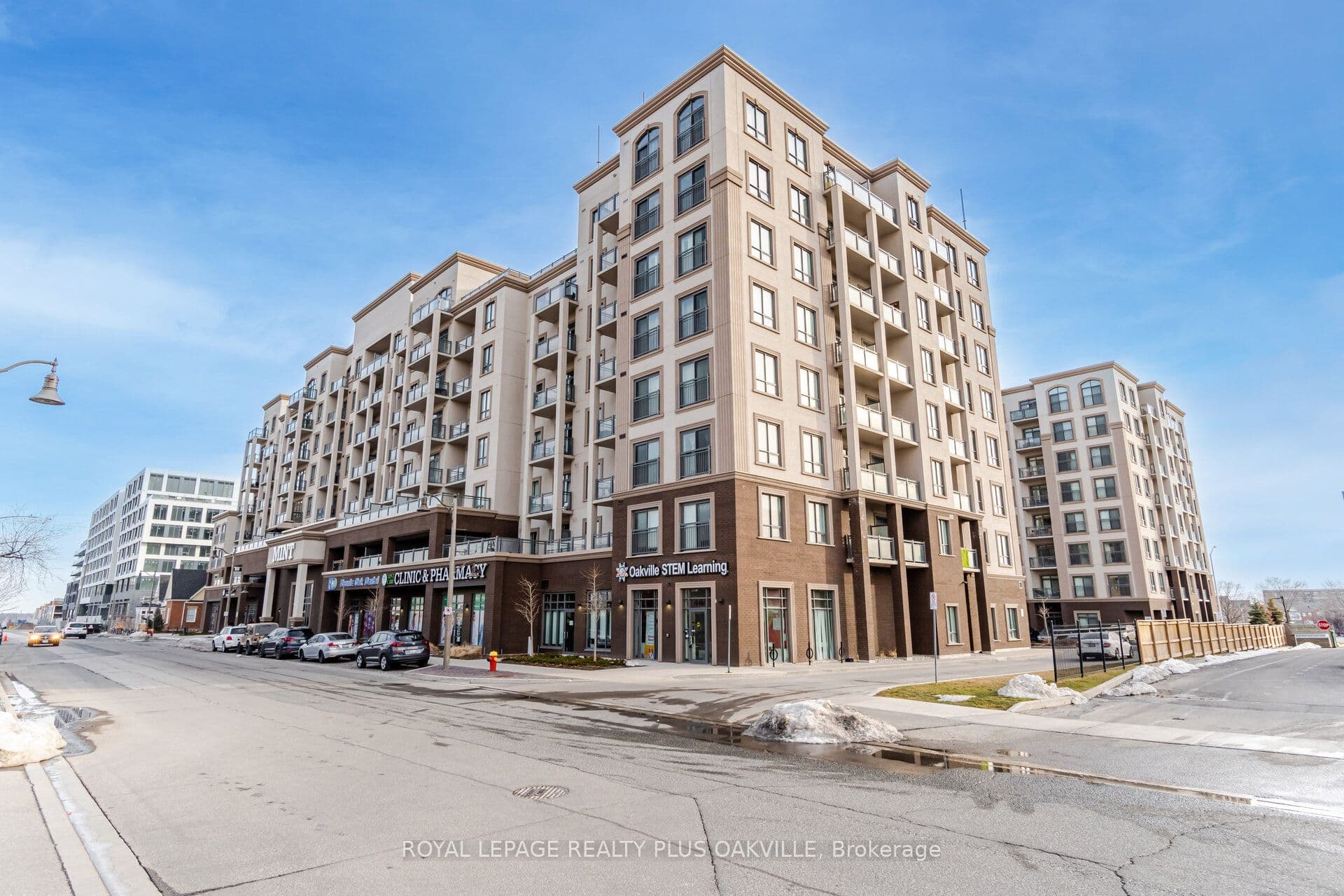 2486 Old Bronte Road, Oakville - Condo Apartment